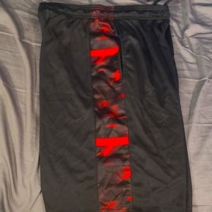 Basketball Shorts.look at description